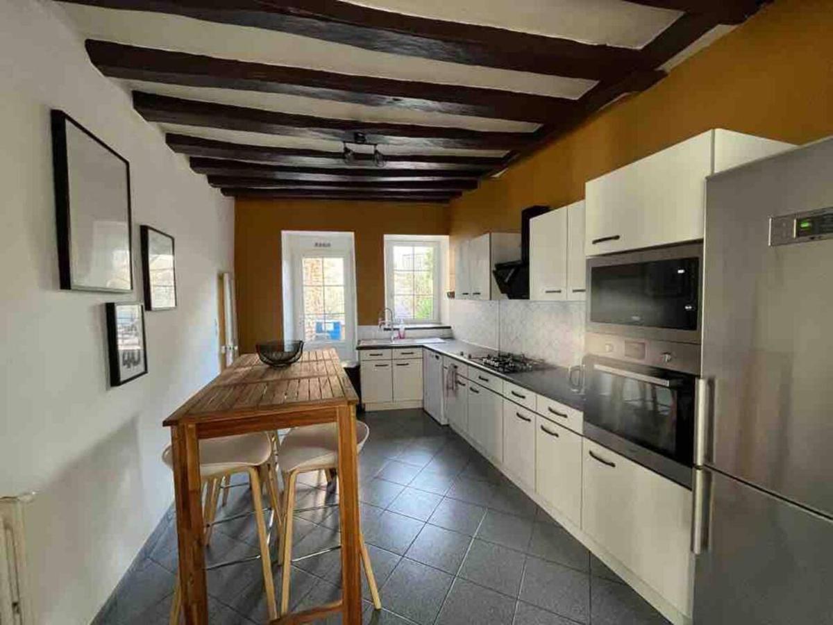 Logement Centre Ville 1 A 4 Chambres Alençon Exterior foto